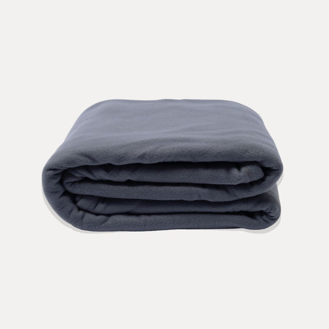Couverture polaire grise