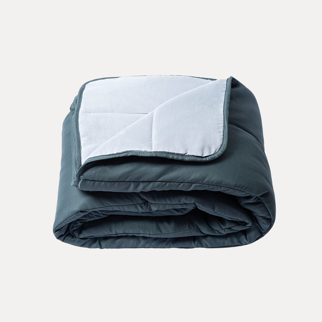 couette légère gris clair gris foncé 2